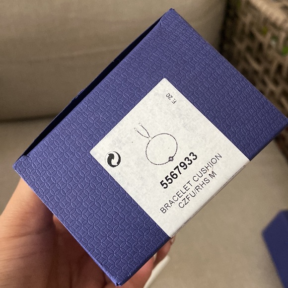 Brand New SWAROVSKI Angelic Cushion Bracelet - Picture 6 of 8